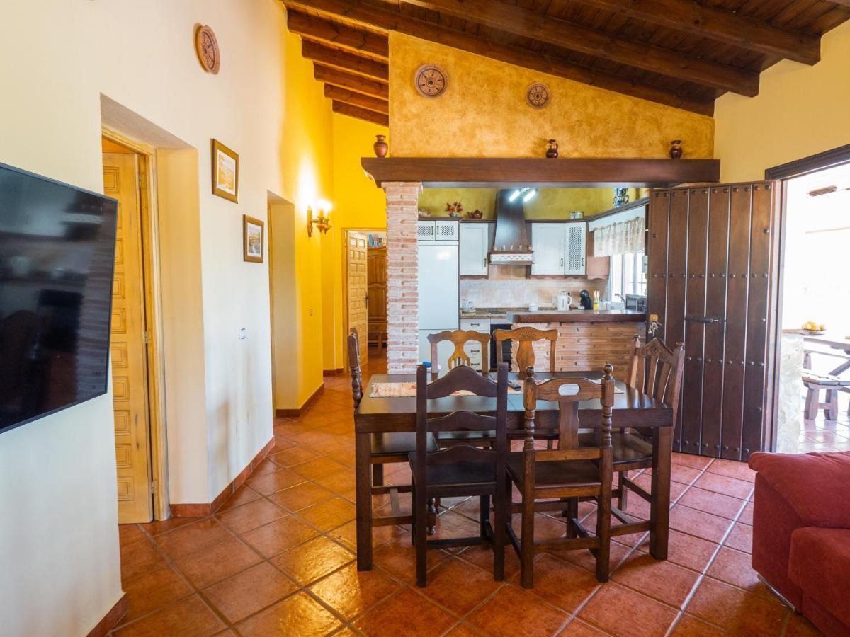 Cubo'S Finca Los Dragos Alhaurín el Grande Екстериор снимка