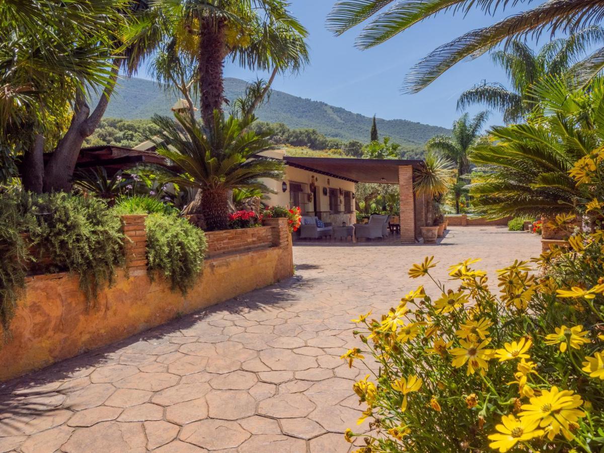 Cubo'S Finca Los Dragos Alhaurín el Grande Екстериор снимка